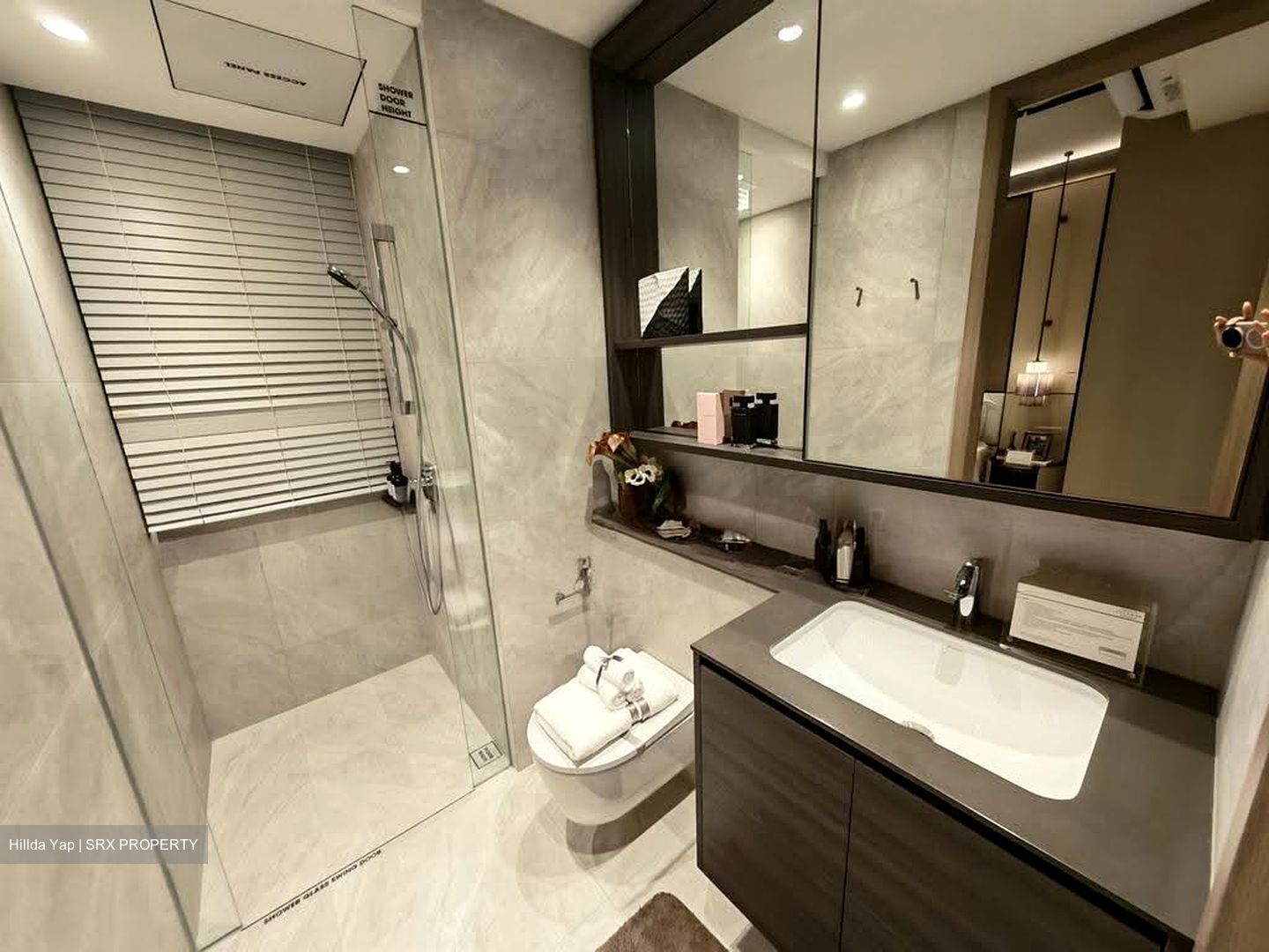 Lakeside Drive (D22), Condominium #623133581